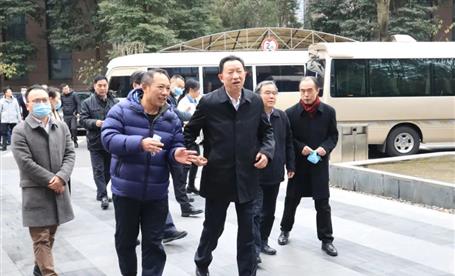 要闻 丨 成都市、青羊区领导莅临欧宝买球(中国)进行新春慰问